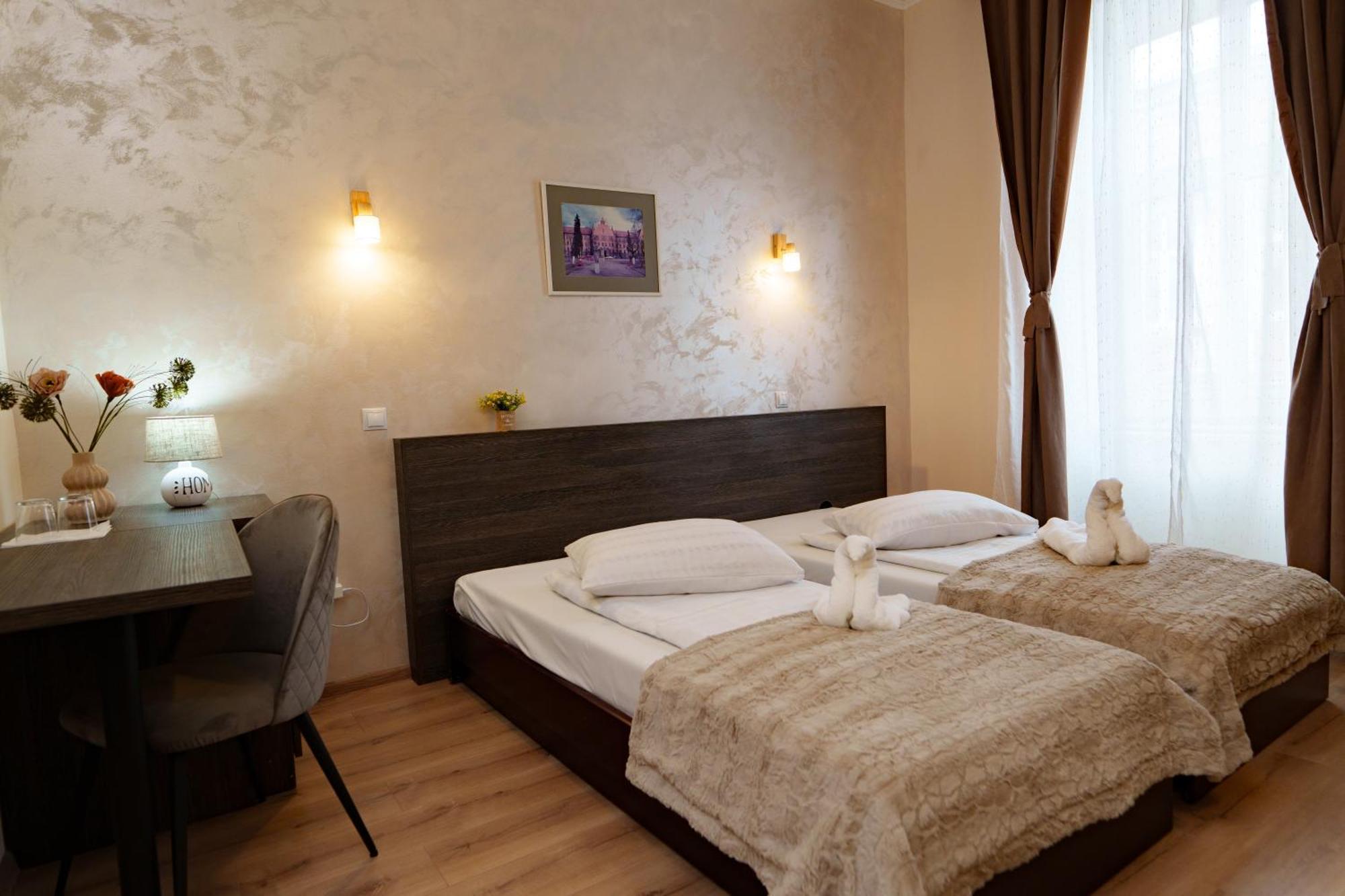 Hotel Rubin*** جورجيني المظهر الخارجي الصورة